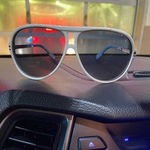 HUGO BOSS POLARIZED Gradient Blue Aviators NEW!!